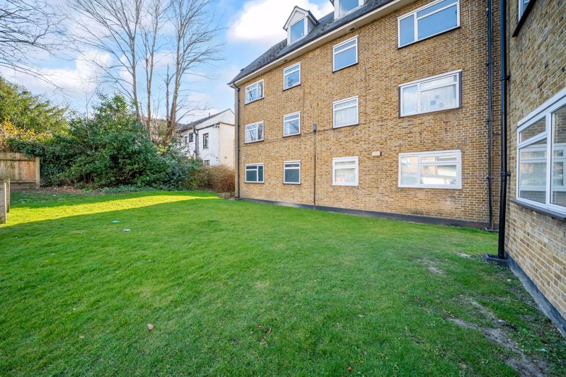 Communal Garden- click for photo gallery